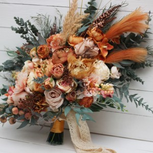 Wedding bouquets in orange rust peach colors. Bridal bouquet. Cascading bouquet. Faux bouquet. Bridesmaid bouquet. 0001 