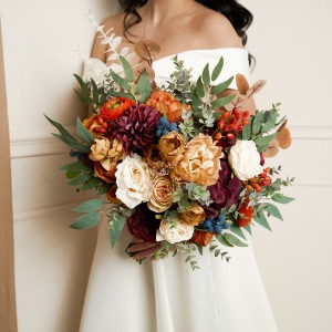 Wedding bouquets in rust burgundy  ivory colors. Bridal bouquet. Faux bouquet. Bridesmaid bouquet. 0007