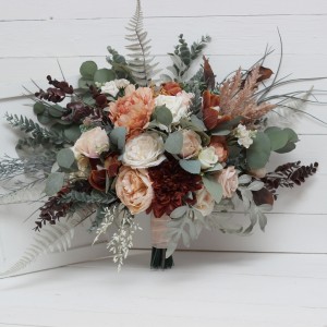 Wedding bouquets in beige terracotta white blush pink colors. Bridal bouquet. Cascading bouquet. Faux bouquet. Bridesmaid bouquet. 0027