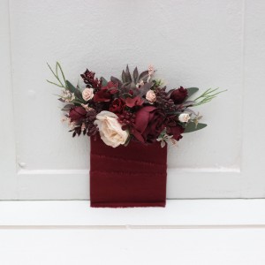 Pocket boutonniere in burgundy blush pink color scheme. Flower accessories. Pocket flowers. Square flowers. 5080
