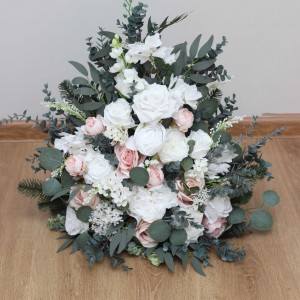 Standing flowers in white blush pink color scheme. Aisle flowers. Wedding decorations. Floor flowers. 0028