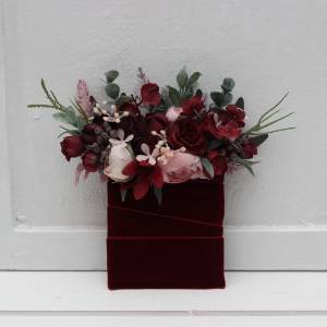 Pocket boutonniere in burgundy dusty pink color scheme. Flower accessories. Pocket flowers. Square flowers. 5019