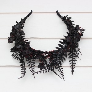 Black flower crown. Halloween crown. Flower girl crown. Wedding flowers. 5340