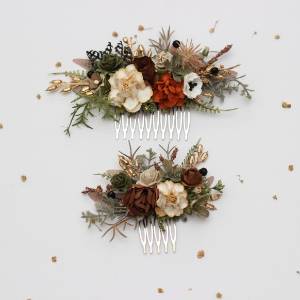 Flower combs in vintage rustic style. Earth brown rust cream ivory gold with deep green and black. Bridal hair comb. Wedding floral accessories. 5433