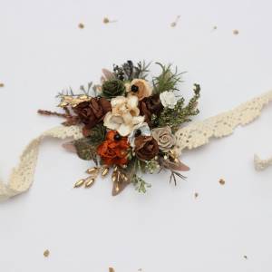 Flower wrist corsage in vintage rustic style. Earth, brown, rust, cream, ivory, gold with deep green and black. Mother bracelet. 5433