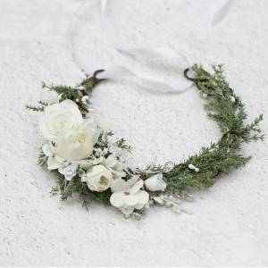 White flower crown for winter event.  Flower girl crown. Wedding flowers. 5439