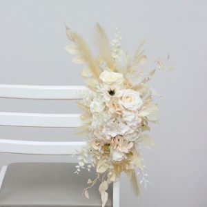 Aisle flowers in champagne ivory cream scheme. Chair flowers. Sign flowers. Marker flowers. Wedding flowers. Flowers for wedding decor. 5206