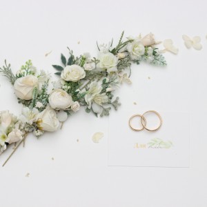  Set of 8 hair pins in white ivory cream color scheme. Flower hair pins. Hair accessories. Flower accessories for wedding.  Bridesmaid gift.  5021-1