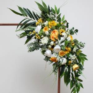 Flower arch arrangement with sunflowers in white yellow and green colors.  Arbor flowers. Floral archway. Faux flowers for wedding arch. 5237  Flower arch arrangement with sunflowers in white yellow and green colors.  Arbor flowers. Floral archway. Faux flowers for wedding arch. 5237