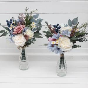 Simple wedding table flowers. Mini bouquets for vases in dusty mauve dusty blue ivory color scheme. DIY flowers for wedding decor. Table flowers. Centerpiece. 5303