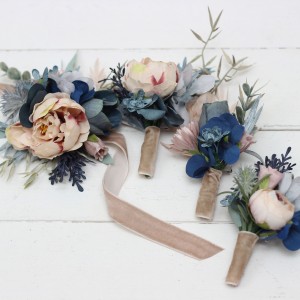  Wedding boutonnieres and wrist corsage  in dusty blue beige color theme. Flower accessories. 0506