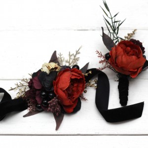  Wedding boutonniere and wrist corsage  in Halloween color scheme. Flower accessories. 5014