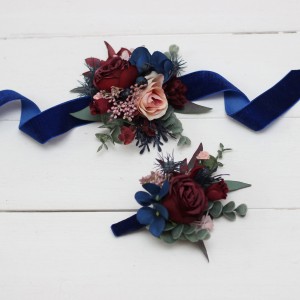  Wedding boutonnieres and wrist corsage  in burgundy navy blue blush pink color scheme. Flower accessories. 5022-1