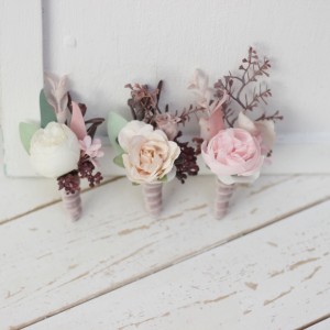  Wedding boutonnieres and wrist corsage  in blush pink beige color scheme. Flower accessories. 5034