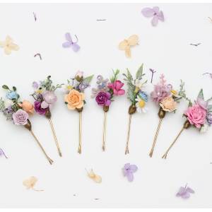  Set of 7 colorful bobby pins. Flower hair pins with wildflowers. Peach lilac pink dusty blue hair accessories.  Bridesmaid gift.  5406
