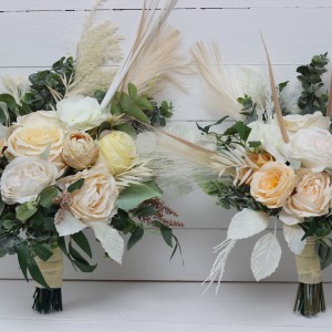 Wedding bouquets in cream ivory champagne colors. Bridal bouquet. Faux bouquet. Bridesmaid bouquet. 5049
