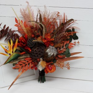 Exotic flowers. Rust brown flowers. Protea bridal bouquet. Faux bouquet. Fall wedding.Silk flowers. Boho wedding. 5089