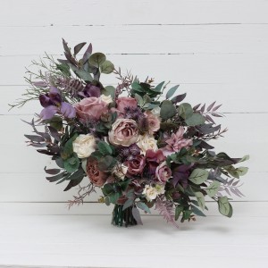Wedding bouquets in mauve purple cream colors. Bridal bouquet. Faux bouquet. Bridesmaid bouquet. 5114