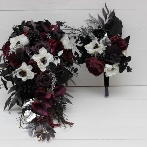Cascading bouquet. Deep purple black silver white anemone flowers. Fall bridal bouquet. Faux bouquet. Halloween wedding.Gothic black wedding bouquet. 5125 Cascading bouquet. Deep purple black silver white anemone flowers. Fall bridal bouquet. Faux bouquet. Halloween wedding.Gothic black wedding bouquet. 5125