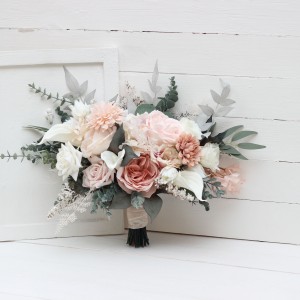 Wedding bouquets in white blush pink colors. Bridal bouquet. Fauxbouquet. Bridesmaid bouquet. 5204