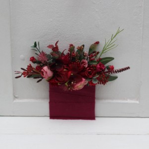 Pocket boutonniere in red and hot pink color scheme. Flower accessories. Pocket flowers. Square flowers. 5243