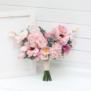 Small bridal bouquet .Dusty pink blush pink flowers .Bridal bouquet. Faux bouquet. Bridesmaid bouquet . Silk flowers. Boho wedding. Wedding bouquet. 5285