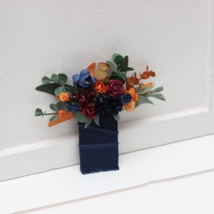 Pocket boutonniere in burgundy a navy blue and rust color scheme. Flower accessories. Pocket flowers. Square flowers. 5343
